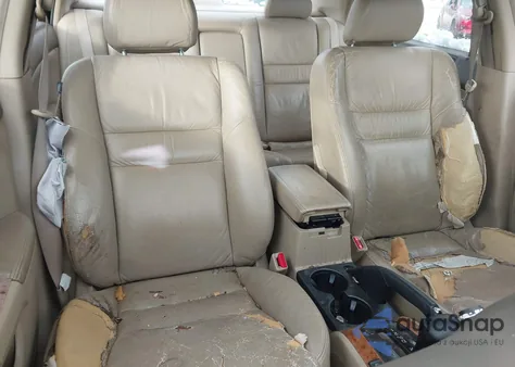 2004 Honda Accord 3.0 Ex from USA, damaged, VIN 1HGCM66564A057845